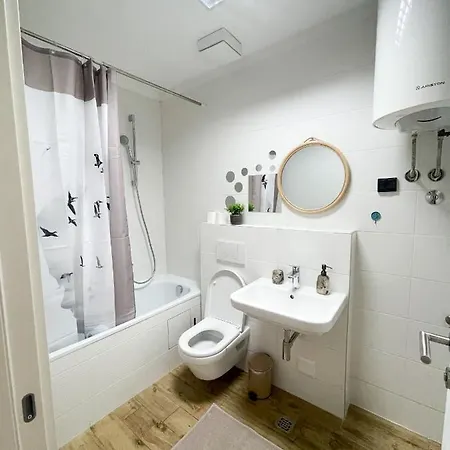Apartment Hedonist-modern Urban A Blok *
