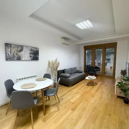 Hedonist-modern Urban A Blok Apartment Belgrade